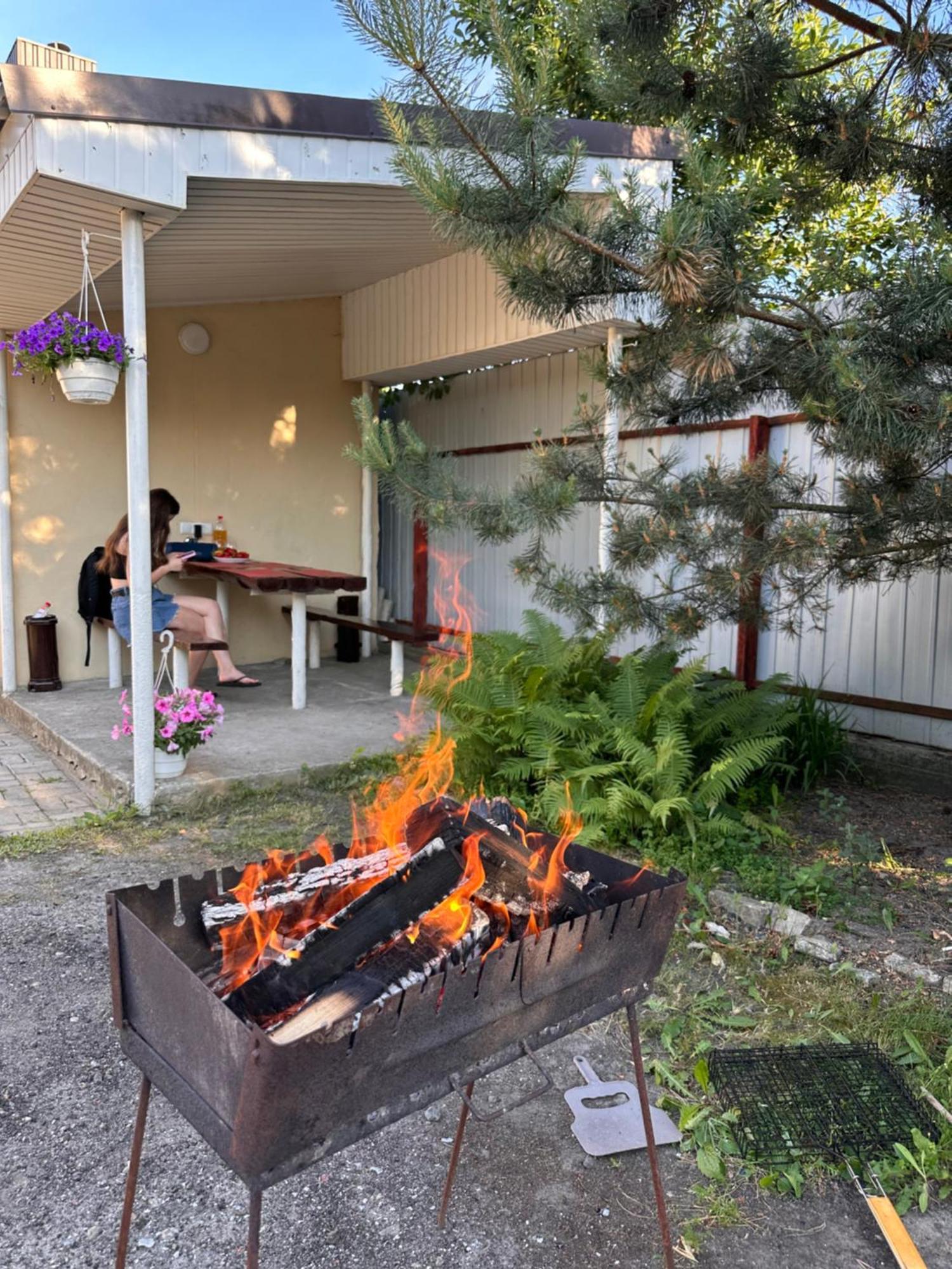 Vesela Bdzhilka Hotell Sumy Exteriör bild